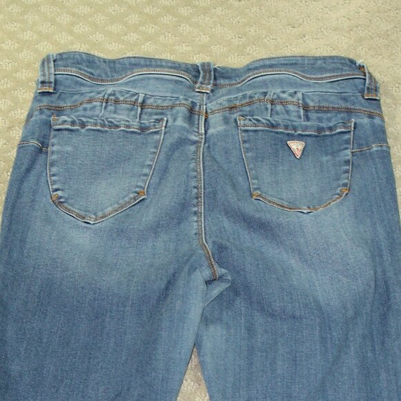 GUESS Blue Jeans Sz 30 Beyla Curvy Skinny Mid-Rise Blue Stretch Medium Wash - Picture 7 of 7